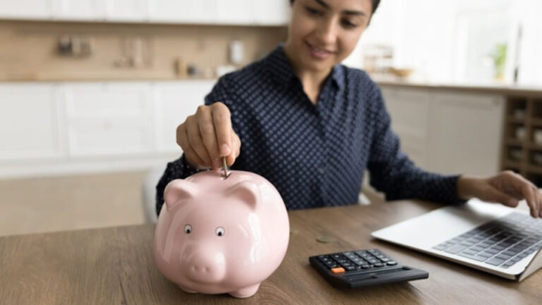 womens saving acount